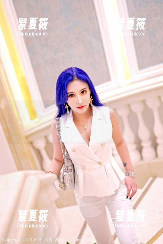 Feilin嗲囡囡 - 制服写真中的陈雅漫VICKY，真心让人捉摸不透，时而温柔时而迷人，真叫人意犹未尽。
