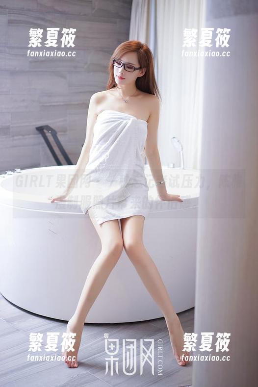 GIRLT果团网 - 一秒忘记考试压力，陈雅漫制服照片带来的怀旧感。