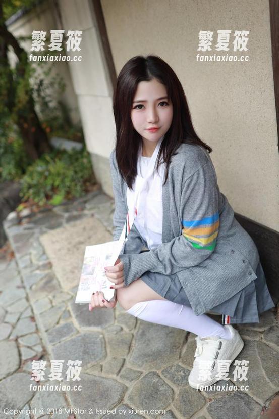 MFStar模范学院 - 环绕在眼镜中，lingyu69福利写真提供独有视角！