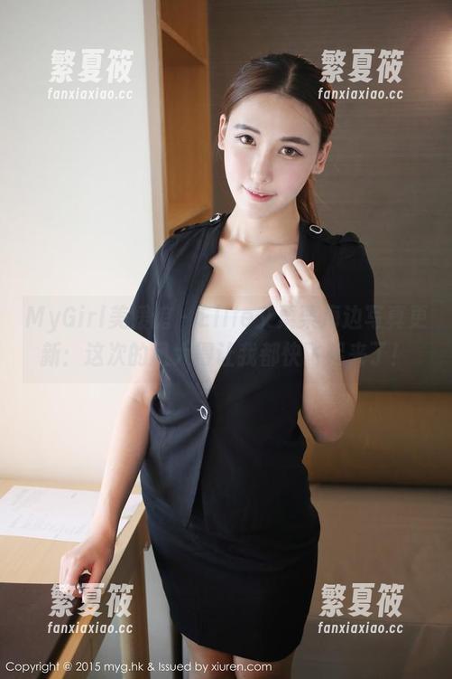 MyGirl美媛馆 - Ellie艾栗栗海边写真更新：这次的风大得让我都快飞起来了！