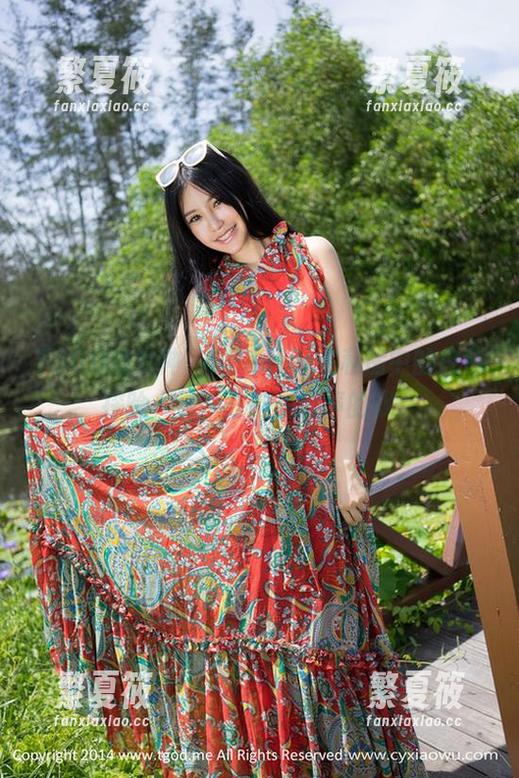 TGOD推女神 - 琪琪qlql在私房中的白色探险，每一寸都是无声的戏。