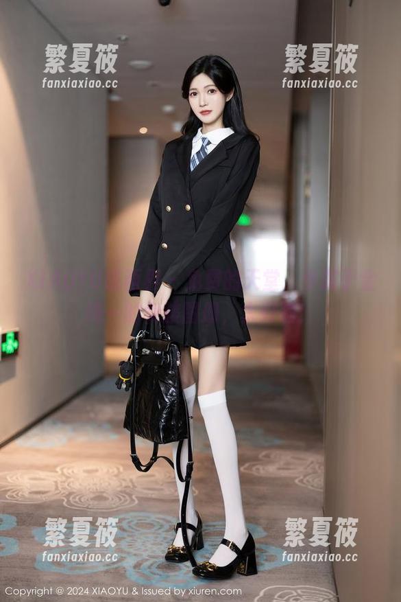 XIAOYU语画界 - 免费的天堂，专属于金纯一的女孩图册，太好啦！