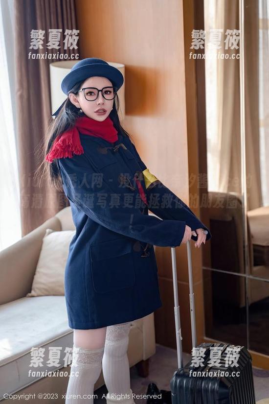 Xiuren秀人网 - 没什么比奈汐酱nice的高清原图圣诞写真更能拯救你的朋友圈了！