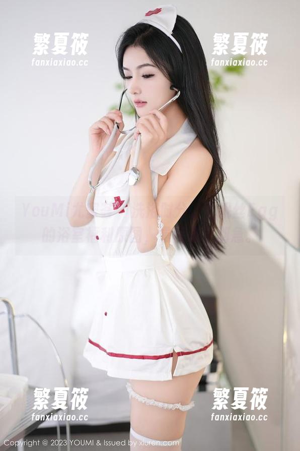 YouMi尤蜜荟-尤妮丝Egg YouMi尤蜜荟 - 洗浴时分,尤妮丝Egg的浴室福利原图,慢慢来,别急。