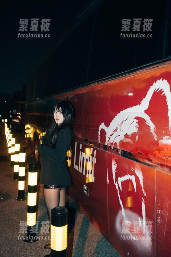 Zia(지아)Sehee的校服图包更新，谁说制服不能有些小甜蜜？