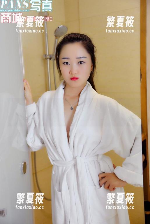 pans - 把黑丝提上台面，Tina写真的资源搞得我满脑子都是异想天开的事。