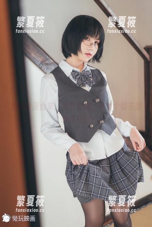 兔玩映画合集：俏皮女孩，一个个都在撒娇求抱抱