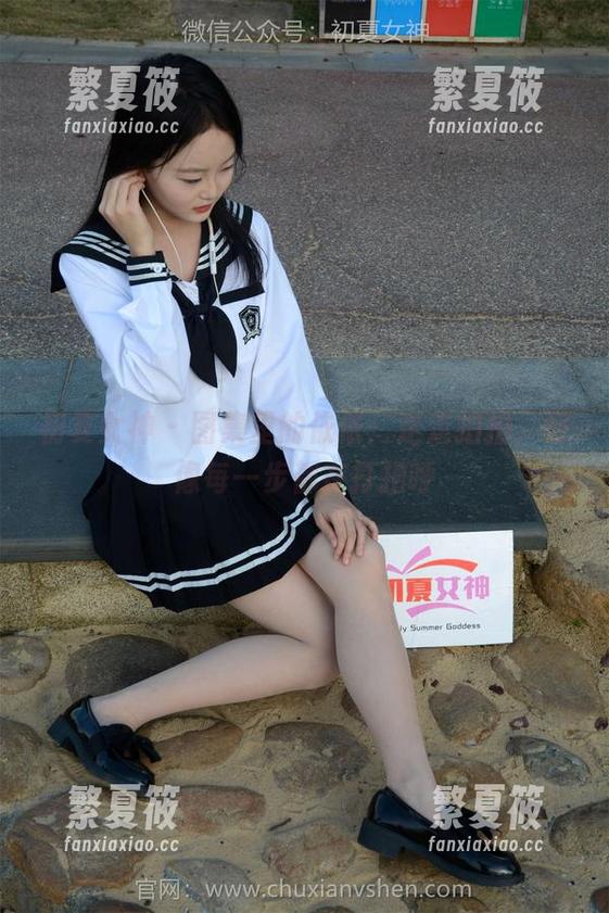 初夏女神 - 图集里的依依：走走拍拍，好像每一步都在打招呼