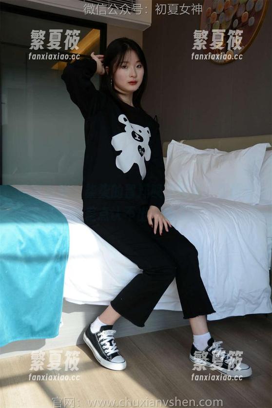 初夏女神-柒柒 初夏女神 - 柒柒的留洋晚清写真,更新后我差点认不出自己了!