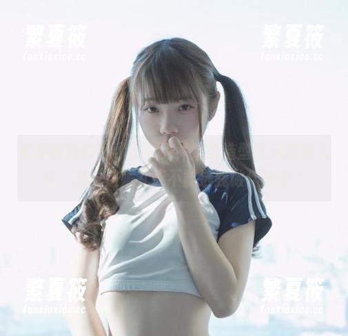 高清图册的可可小白兔，婚纱造型让人脑洞大开，我说这婚礼能不能选我做伴郎呀？