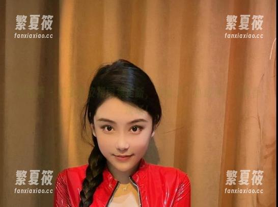 奶雯 微密圈 - 奶雯黑皮裙图集更新,不说了,直接来一波真香现场!