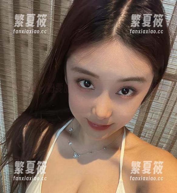 微密圈 - 奶雯的浴室图片，似乎水滴都在说悄悄话