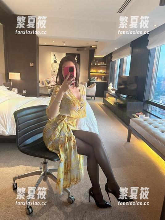 微密圈 - 果儿Victoria的内衣时代：高清原图，别说我没警告你，眼神要控制！