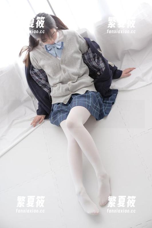 森萝财团 - 小樱的写真就像闯关游戏：每一张内部01E4K都让人欲罢不能！