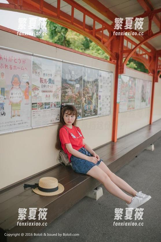 波萝社-K8傲娇萌萌Vivian 波萝社 - K8傲娇萌萌Vivian的蕾丝写真更新啦,谁能抵挡这份甜?