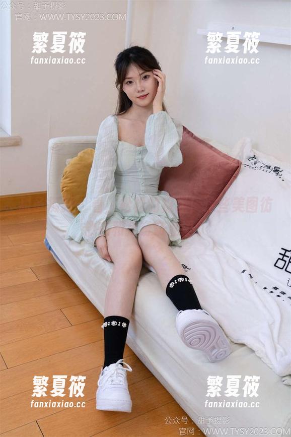 甜予摄影-松松 甜予摄影 - 看,松松的裸足!这些美图彷佛在和我窃窃私语。