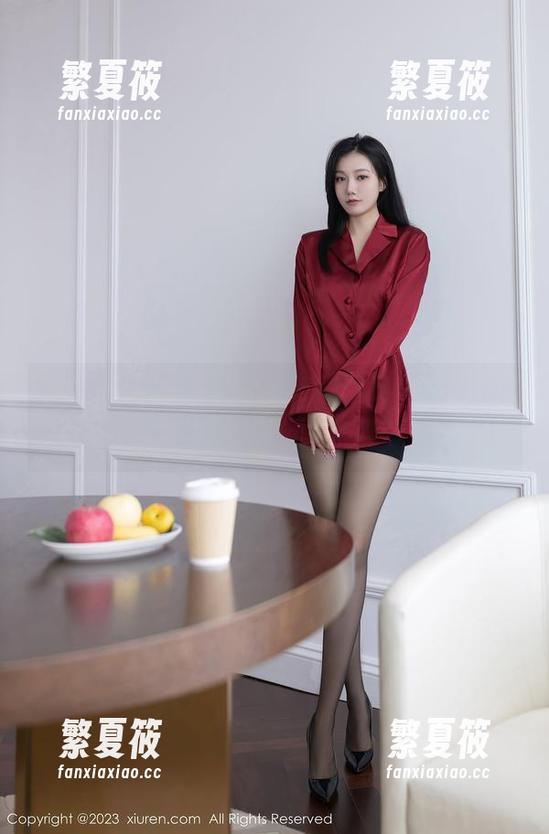 秀人网 - 图片定制，K8傲娇萌萌Vivian学姐上线，谁能拒绝这种可爱？