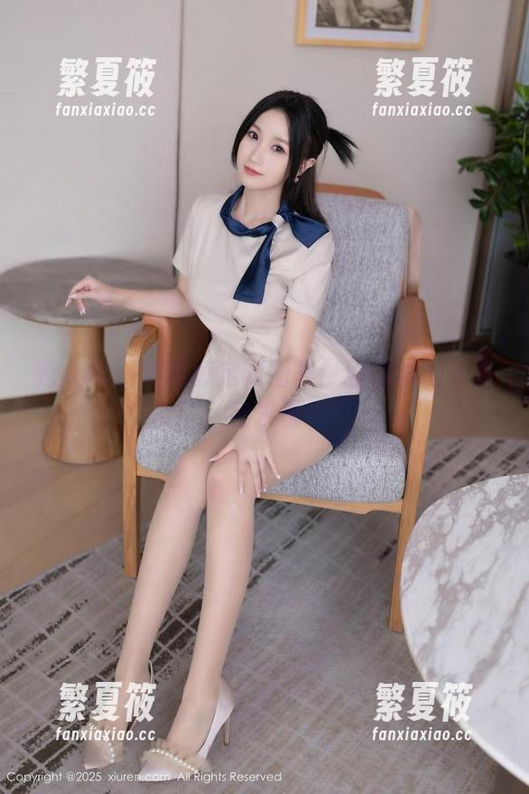 秀人网 - 刘婷婷定制图集：剧情里的迷失与发现