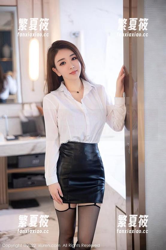 秀人网 - 最新出炉的安然Maleah女孩图册，来场属于她的时光旅行