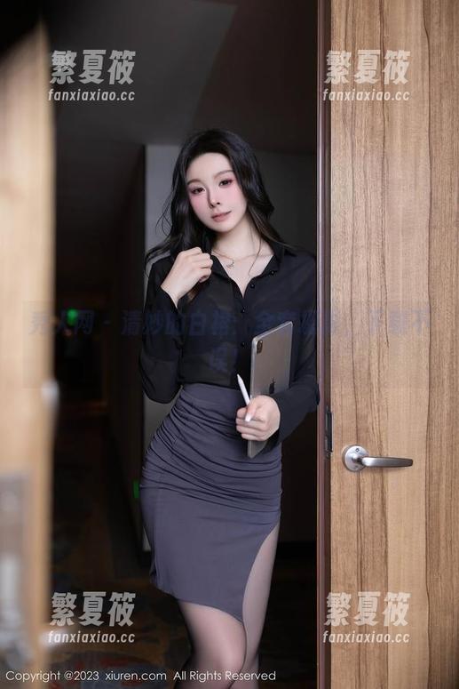 秀人网 - 清妙的白裙：全套摄影，下载不误！