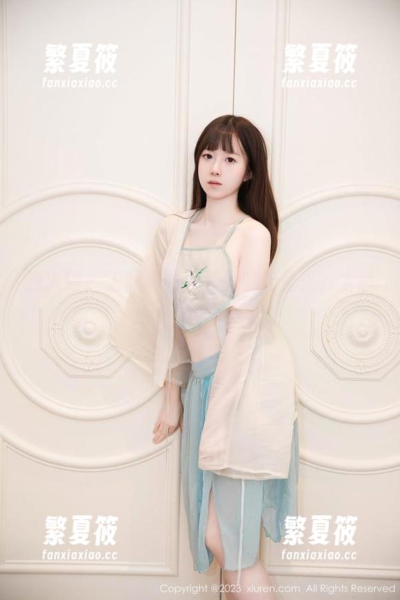 秀人网 - 王雅姗的写真竟然无圣光，太适合少女风了吧？