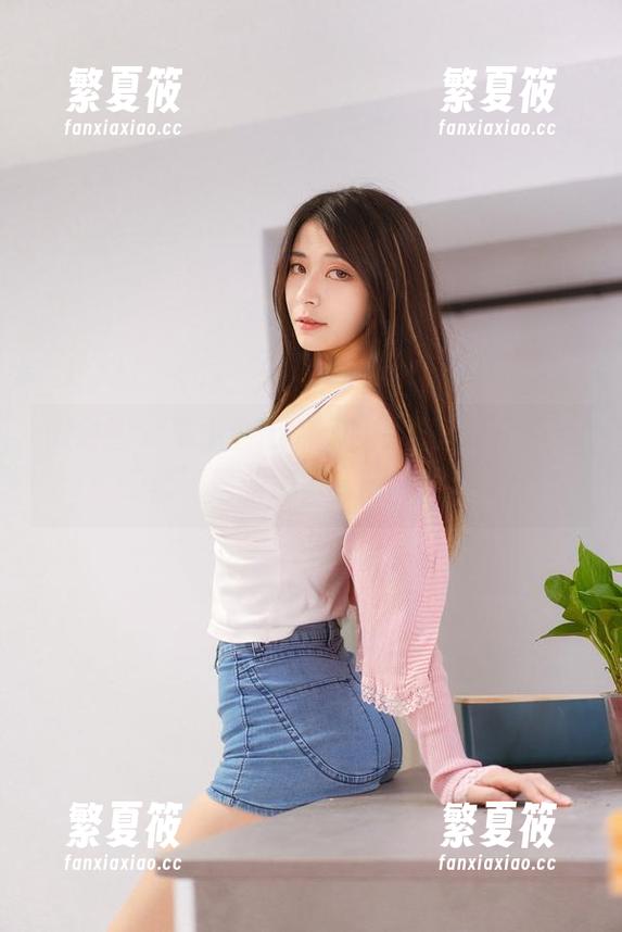 羊小雪juvia 微密圈 - 羊小雪juvia的舰长图包只是第二套,但私房美图就够扎心了