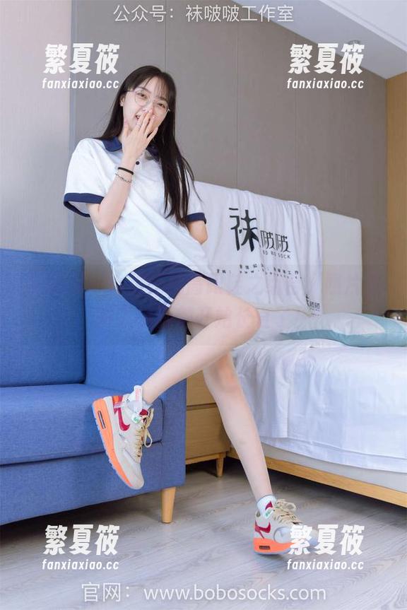 袜啵啵 - 小甜豆加高跟鞋之组合，照片看多了，腿都开始长直了！