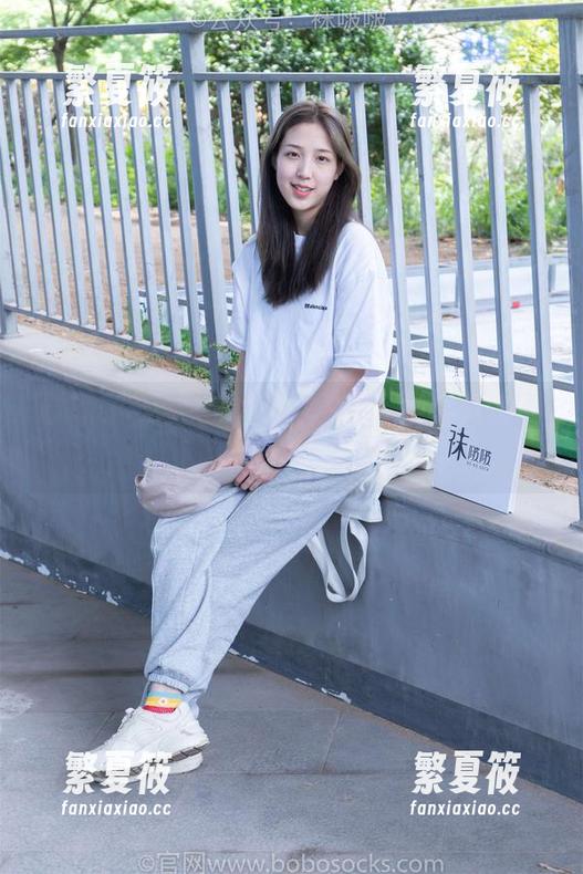 袜啵啵 - 旗袍+芝士的组合，结果竟成了一种奇特美图
