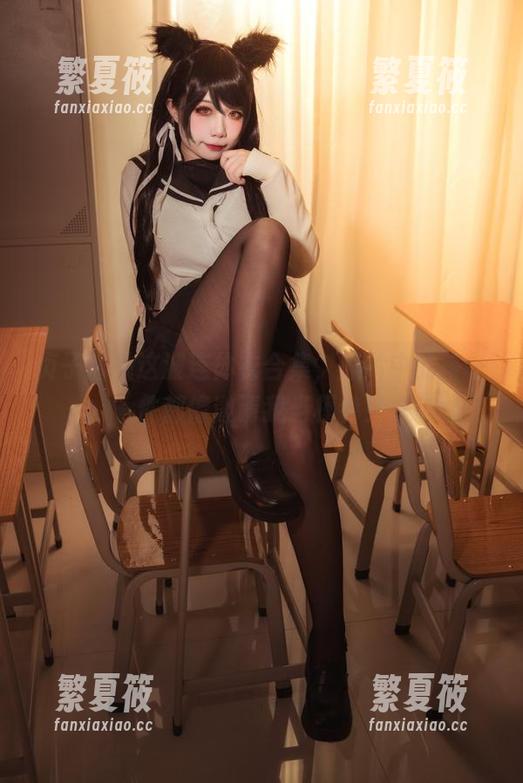 贞子蜜桃 贞子蜜桃这波连体衣合集,照片中的每一件都像邀请我当模特!