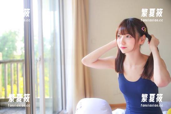 陆卿卿kyokyo 你和我都是陆卿卿kyokyo水手服图集里的过客,轻盈又俏皮。